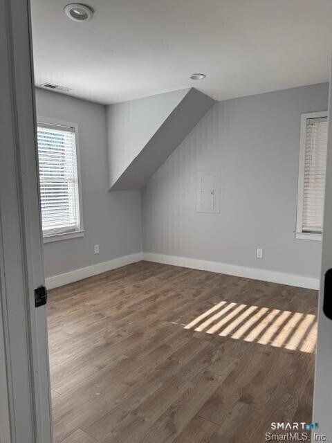 Building Photo - 566 Black Rock Tpke