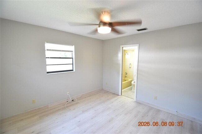 Building Photo - 12217 104th Ln