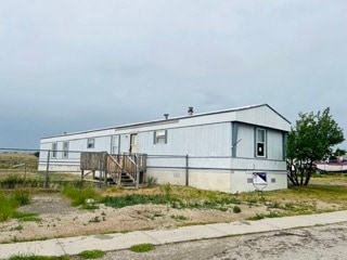 Building Photo - 808 Apple Ave