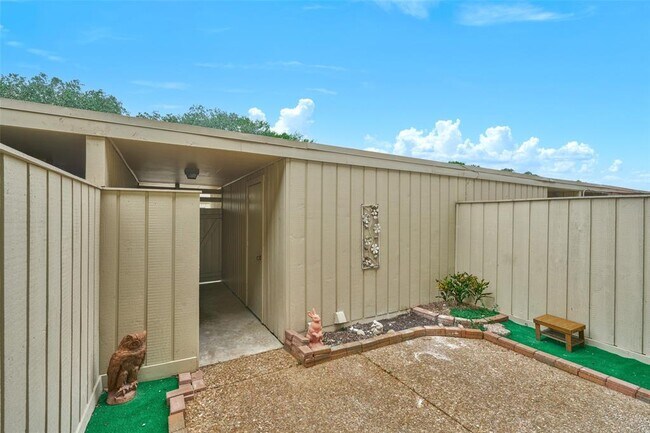 Building Photo - 2308 Winrock Blvd