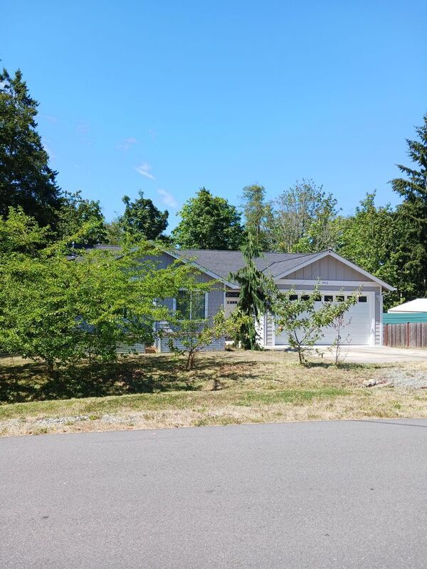 Building Photo - 942 Hadley Way