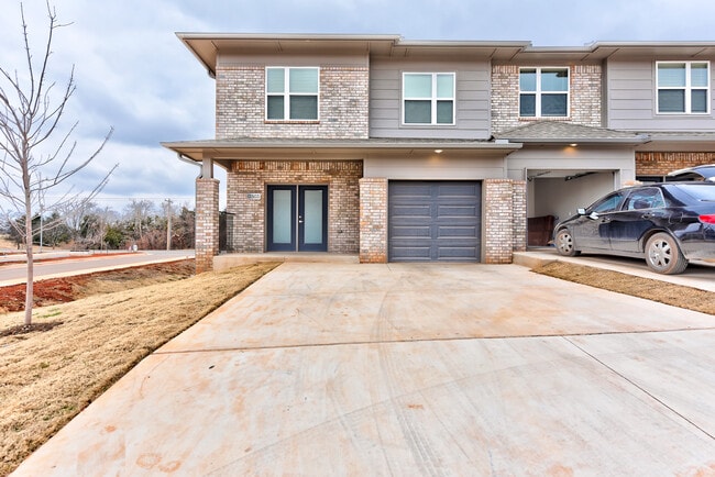 Building Photo - 13503 Bluejacket Dr