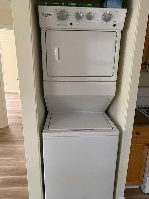 Building Photo - 695 United Ave SE