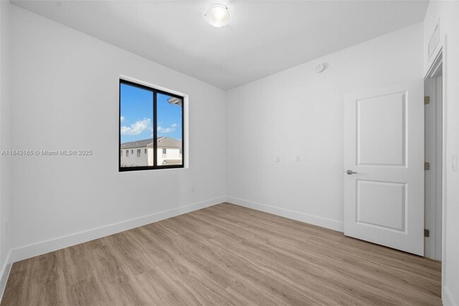 Building Photo - 34524 SW 190th Ave