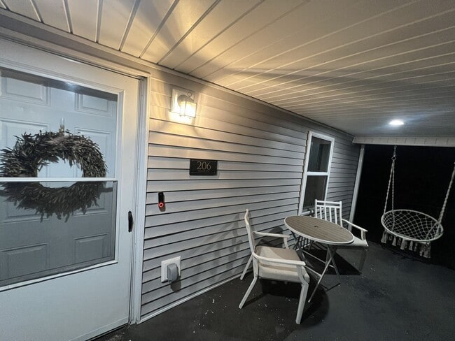 Building Photo - Totally Renovated Arts and Crafts Bungalow...