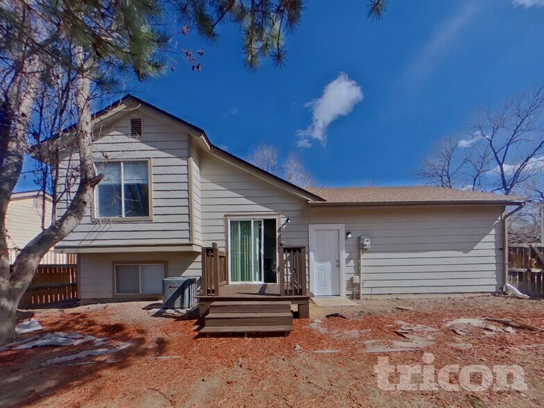 Building Photo - 9227 S Butterwood Ct