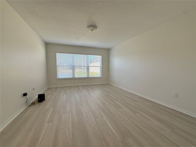 Building Photo - 12108 Tripletail Ln