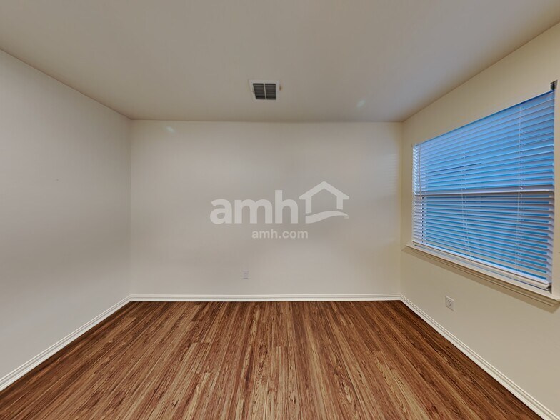 Building Photo - 188 Pebble Creek Run