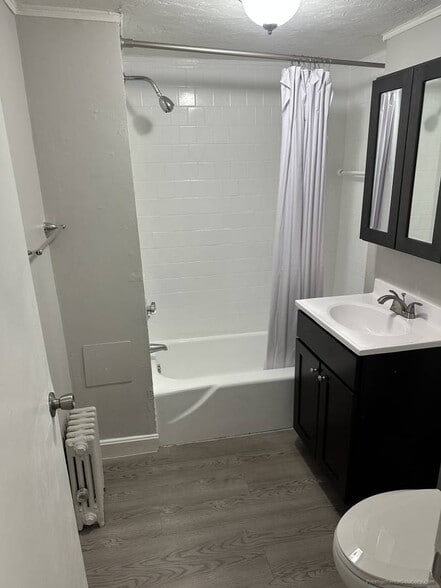 Building Photo - 1116 Commonwealth Ave