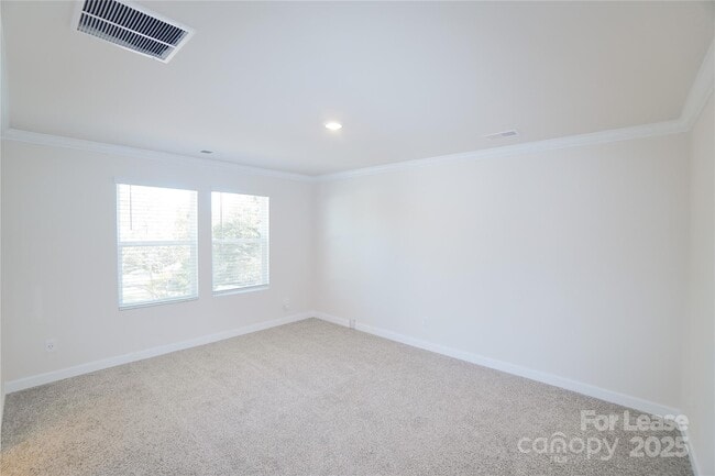 Building Photo - 221 Arden Dr