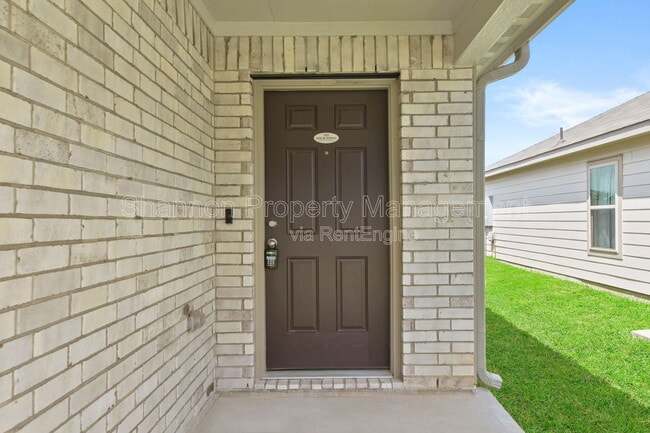 Building Photo - 363 Cumberland Forest Dr