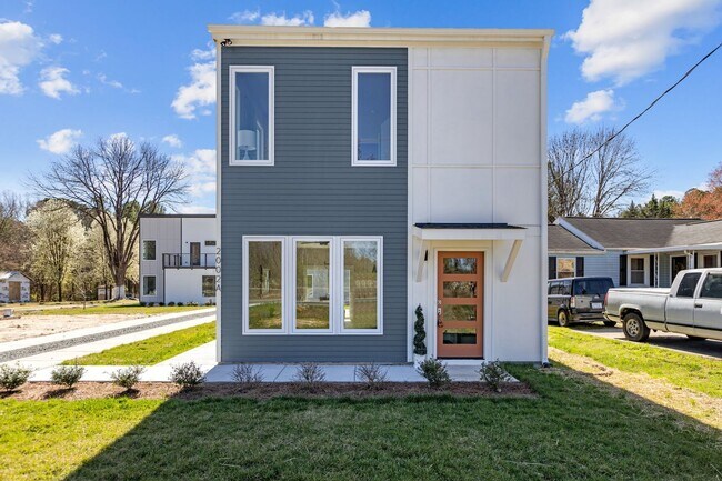 Primary Photo - New Construction near Downtown Durham, Pet...