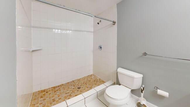 Building Photo - 1330 13th St NW
