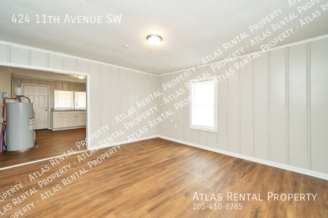 Building Photo - 424 11th Ave SW
