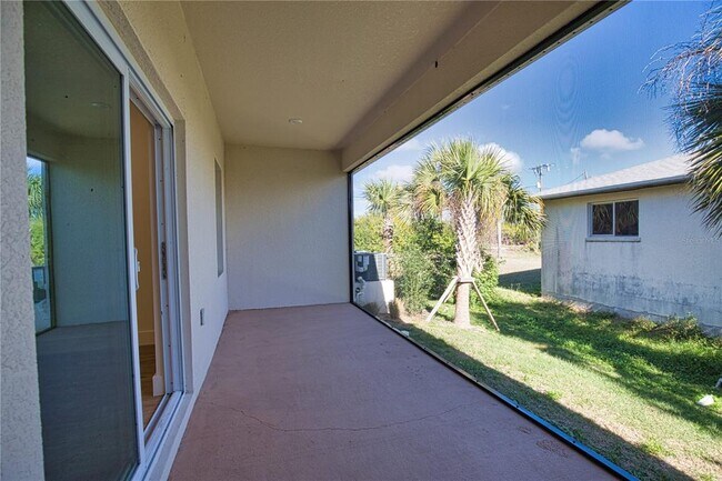 Building Photo - 289 Boundary Blvd