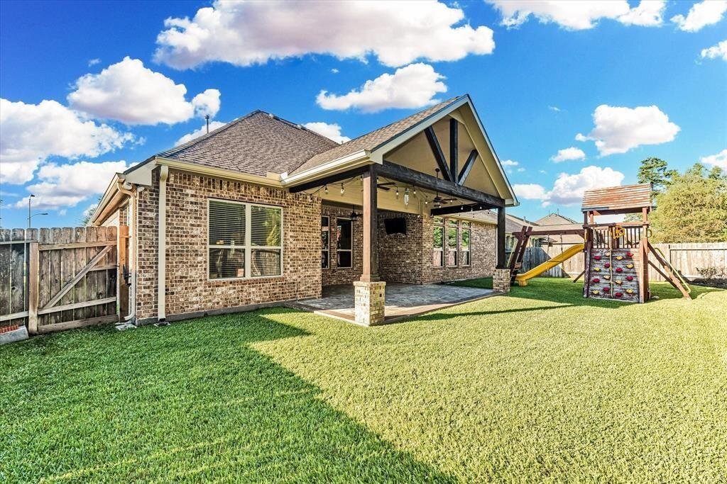 Building Photo - 6838 Adrienne Arbor Dr