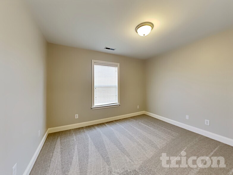 Building Photo - 2655 James Edmon Ct