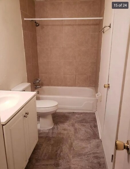 Building Photo - 8806 Leafycreek Dr