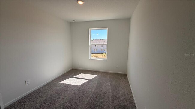 Building Photo - 807 Lynx St