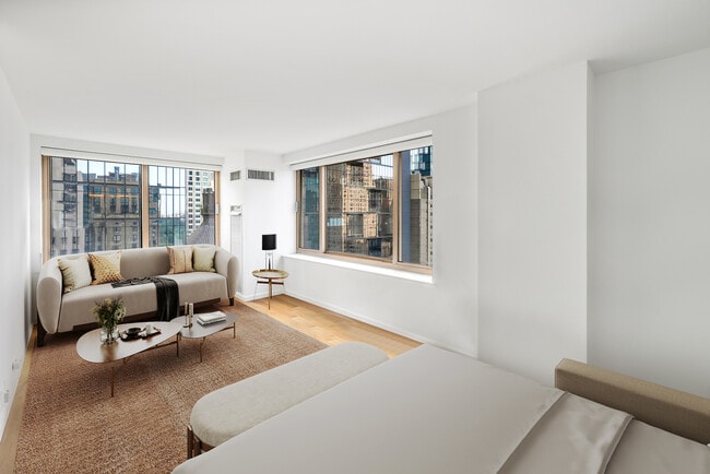 Building Photo - 106 Central Park S