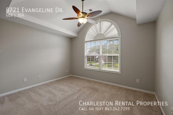 Building Photo - 8721 Evangeline Dr
