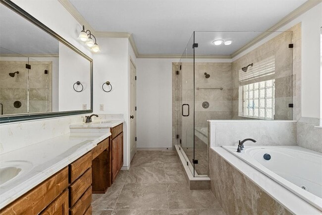 Building Photo - 209 Sarahs Ln