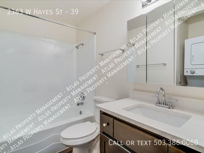 Building Photo - 2363 W Hayes St