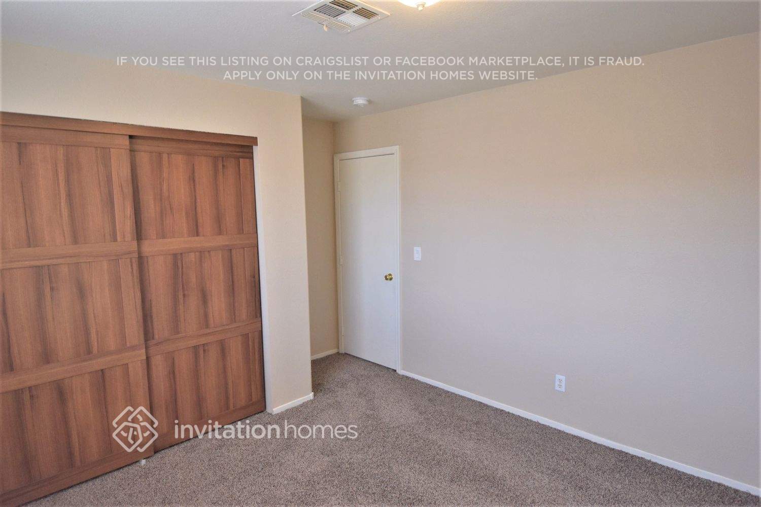 Building Photo - 9901 Rose Charmont St