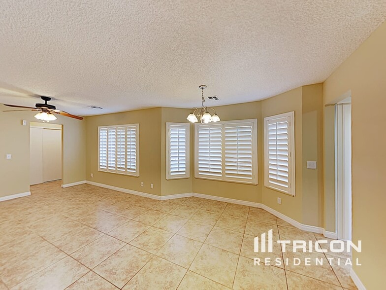 Building Photo - 1446 Lodgepole Dr