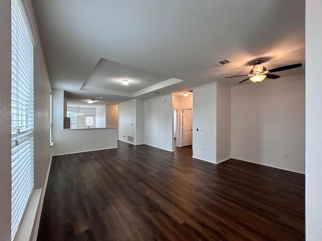 Building Photo - 9117 Southwick Dr