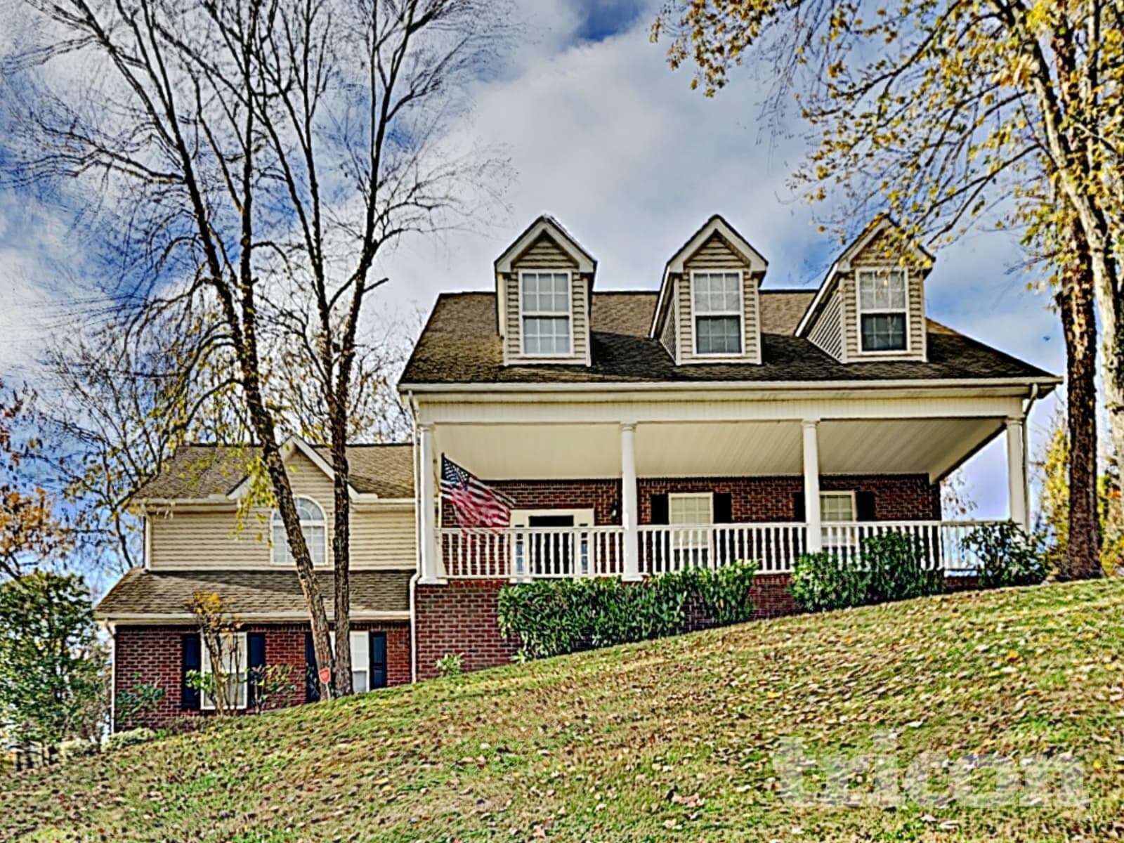 Building Photo - 1705 Walden Ct