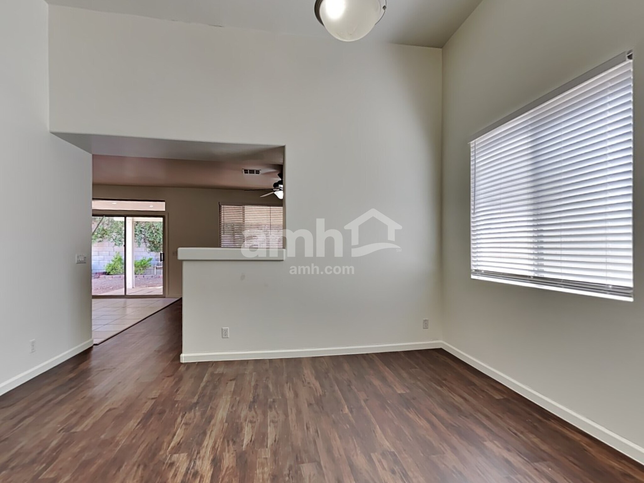 Building Photo - 541 Kavanagh Pl