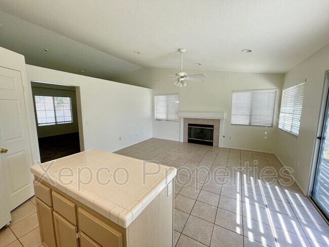 Building Photo - 79225 Laurie Ct