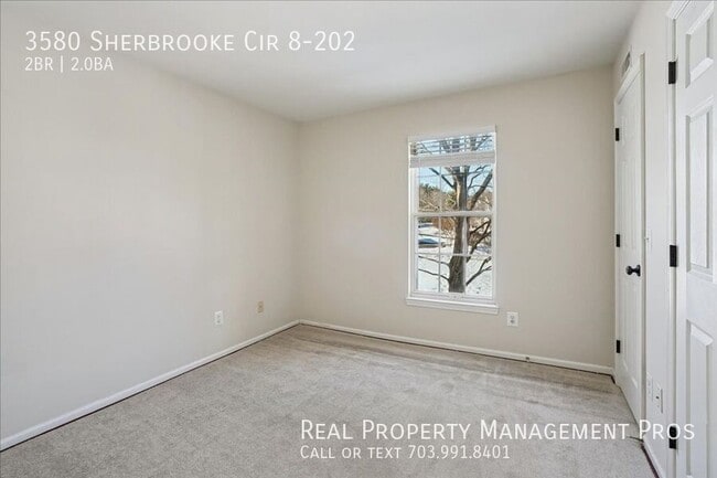 Building Photo - 3580 Sherbrooke Cir