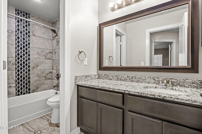 Building Photo - 12312 Desert Path Ct