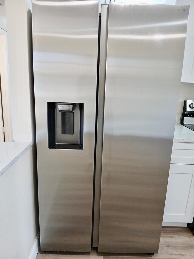 Building Photo - 4131 Oak Terrace Dr