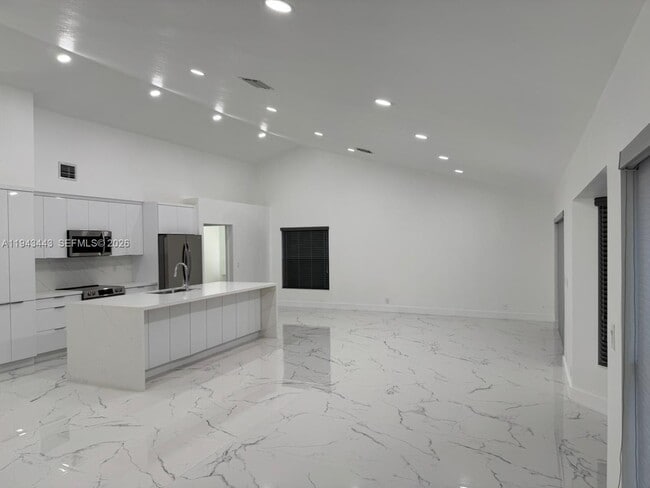 Building Photo - 10227 SW 55th Ln