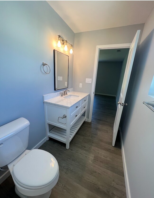 Building Photo - 3615 Lyle Ave