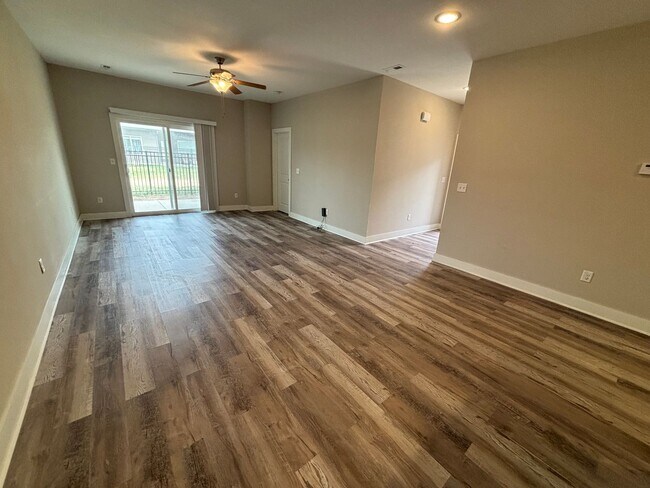 Building Photo - Spacious 3 Bed Home in Valley Center School District Near 53rd & Meridian