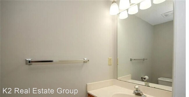 Building Photo - 3 br, 2.5 bath House - 9229 Oren Thompson Rd