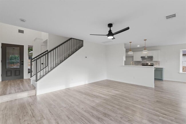 Building Photo - 15532 Emmaleighs Ln