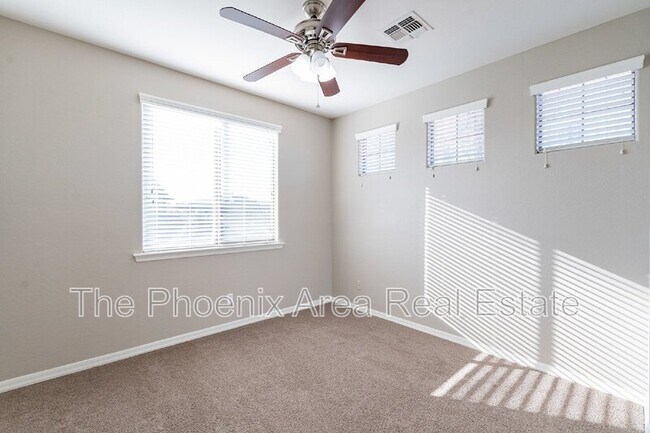 Building Photo - 3813 E Capricorn Pl