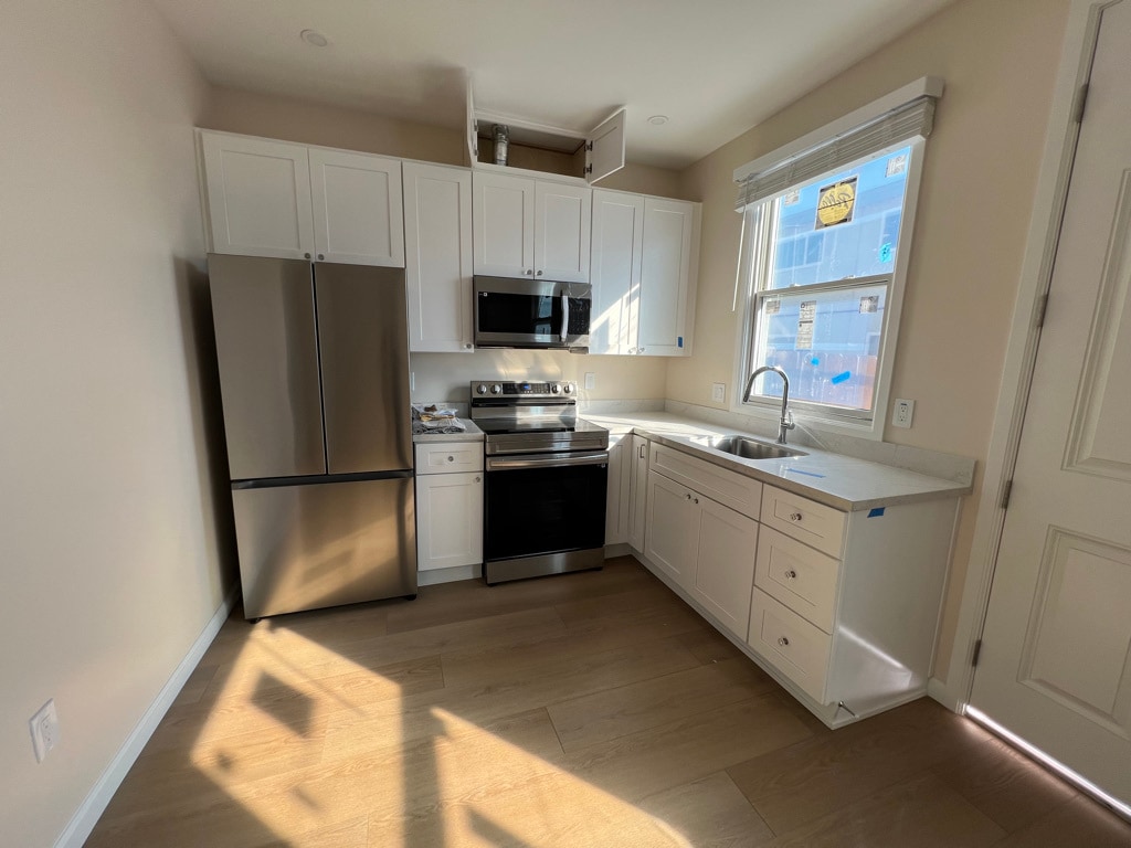 Building Photo - 4821 Monroe Ave