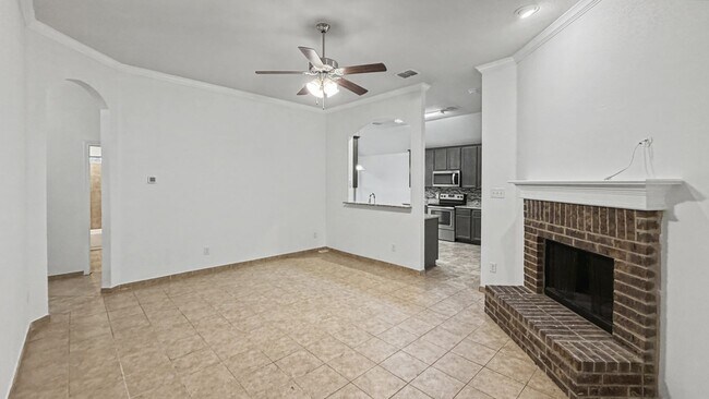 Building Photo - Spacious Single-Story Comfort with Covered Porch in Wilmer