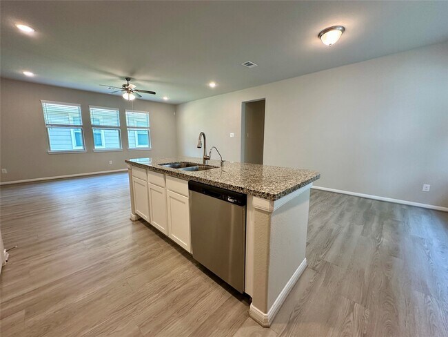 Building Photo - 10419 Astor Pt Trl