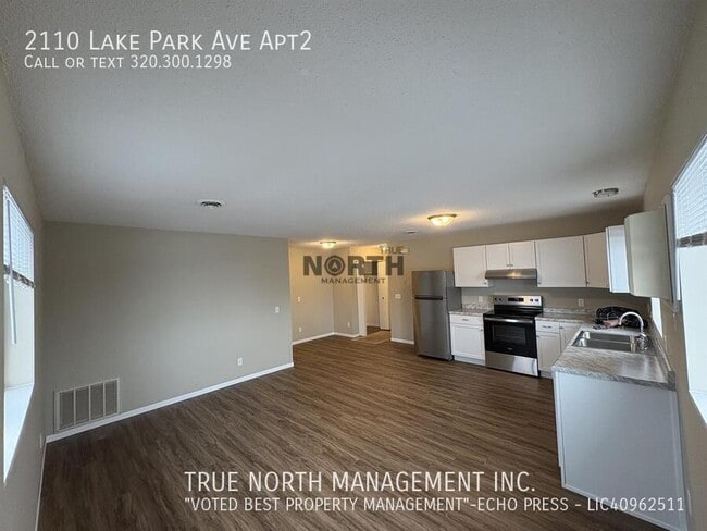 Building Photo - 2110 Lake Park Ave