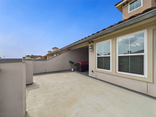 Building Photo - 22 Tassia Ln