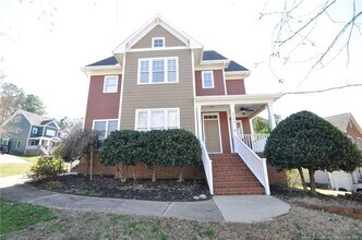 Building Photo - 1164 Trentini Ave