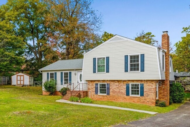 Building Photo - 810 Applegate Ct