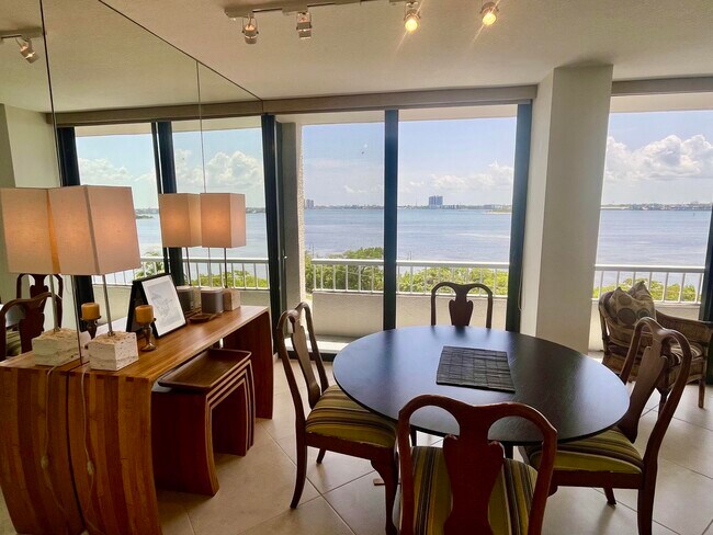 Building Photo - 5550 N Ocean Dr